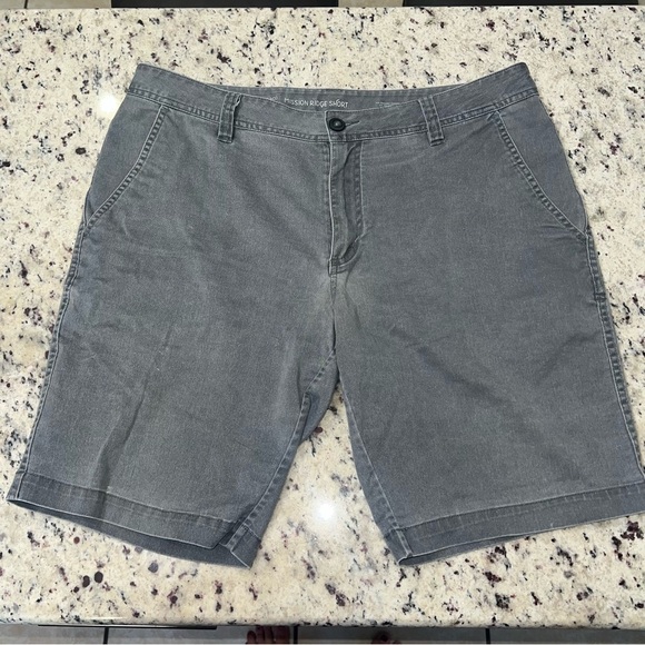 Toad & Co Mission Ridge Short size 36 10.5 inches Grey - Picture 6 of 11